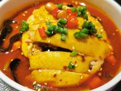 -辣尚瘾·烤鱼·新川菜(牡丹园直营店)
