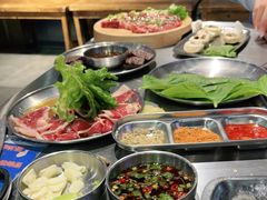 -马路牙子烧烤音乐酒馆(望京店)