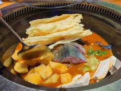 -山河屯铁锅炖·非遗东北菜(南山店)