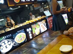 -八一好吃街·高品美食广场