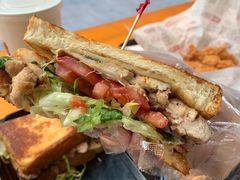 -The Habit Burger Grill 哈比特汉堡(复兴soho店)