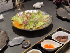 -铭牛烧肉·和牛海鲜自助(高新月牙湖店)