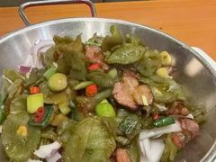 干锅脆莴笋-莲餐厅·湖北菜·潜江小龙虾店(愚园路店)
