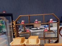 -筠咖啡西餐厅(上海国展宝龙丽筠酒店)