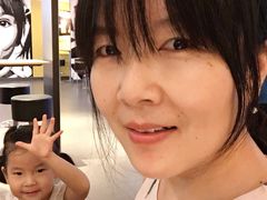 -金夫人化妆摄影职业培训学校
