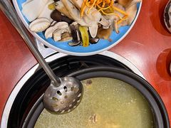 -菌之家·专业纯野生菌火锅·特色炒菌