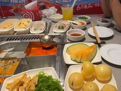 -海底捞火锅(新松江路生日主题店)