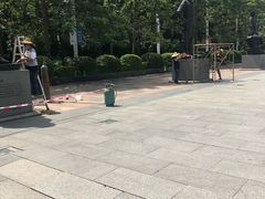 -英雄广场