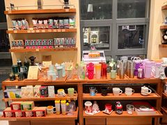 -星巴克(郑州普罗旺世店)
