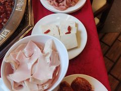-山城年华老火锅(玉林店)