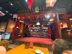-老滇山寨•云南特色菜•地方菜•民族风情歌舞表演(金碧店)