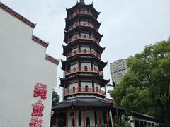 -绳金塔