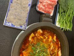 -灶知轩湘西石锅鱼(万佳广场店)