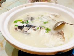 浓汤天目湖鱼头-中国饭店-餐厅