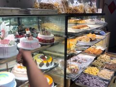 -宏发红西饼屋(天津路店)