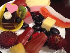 -荣誉国际酒店-云顶旋转餐厅