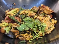 -醉人椒麻辣香锅(王府井喜悦店)