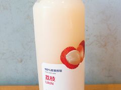 -瑞幸咖啡(南京绿地之窗店)