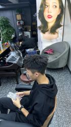 -藤野造型专业烫染接发