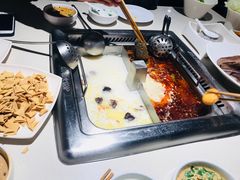 鸳鸯锅-海底捞火锅(万丰桥店)