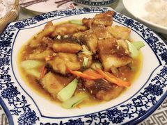 -客家大院·非遗赣南客家菜(郁孤台店)