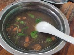 -灵山卢梅燕粉店