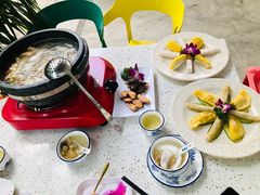 -墨脱石锅椰子鸡•海鲜糟粕醋(榆亚路店)