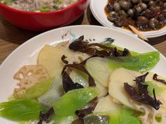 -张太婆老妈蹄花川菜馆·中华餐饮老字号(望平街店)