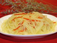炝香土豆丝-岳姥姥饺子(泺文路店)