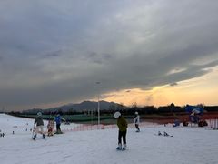 -华彬猛犸滑雪场