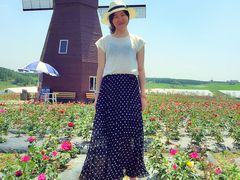 -北纬44度·金珠花海休闲农业旅游景区