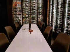 -wineapp葡萄酒餐吧(外滩金融中心店)