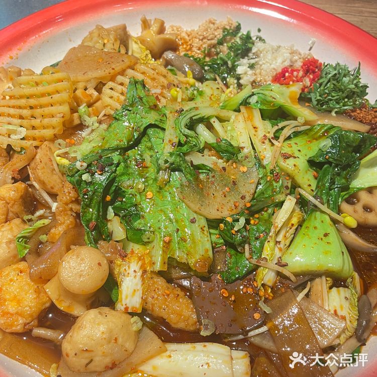 东北烧烤哦。烤串选择性太少了