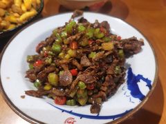 -琥珀老六龙虾(四里河店)