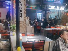 -马路牙子烧烤音乐酒馆(望京店)