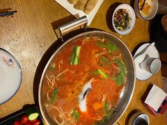 -新凯里酸汤鱼(飞山街店)