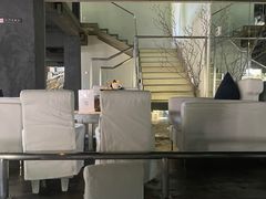 -穹六人间 people 6(岳阳路店)
