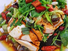 -连池鱼豆味坊(风景区店)