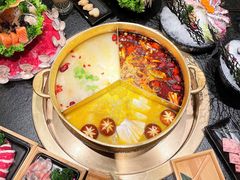 -湊湊火锅·茶憩(打浦桥日月光店)