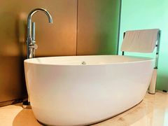 -广州天河希尔顿酒店