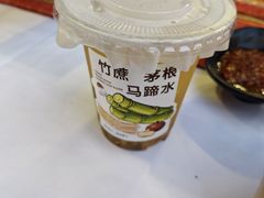 -刘姐啤酒鱼民族演艺餐厅(西街总店)