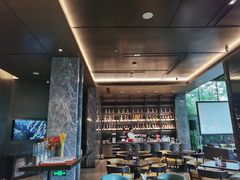 -星河吉酒店-BOND大堂吧·咖啡·简餐
