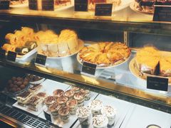 -莓园冰淇淋店