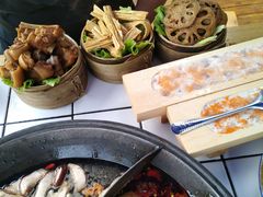 -瓜西西重庆火锅(花溪店)