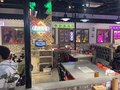 -马路牙子烧烤音乐酒馆(望京店)