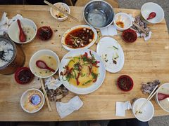 -雷祖芳老妈蹄花店