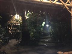 -Thiw Soen Seafood Restaurant