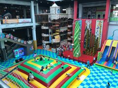 -蒙特利亲子乐园