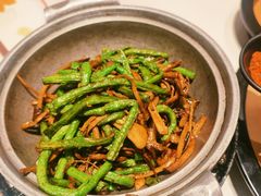 长豆角炒茶树菇-大厨小馆(华阳城店)