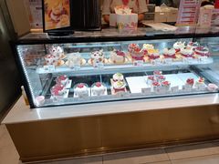 -花花卷卷·鲜食蛋糕(静安久光百货店)